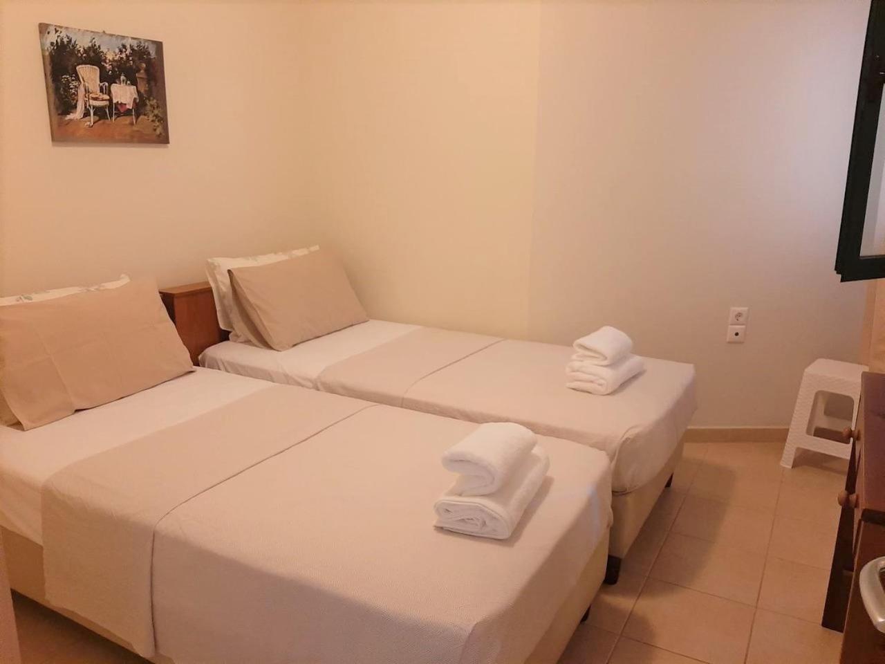 Giannos Apartments Agia Efimia Ngoại thất bức ảnh