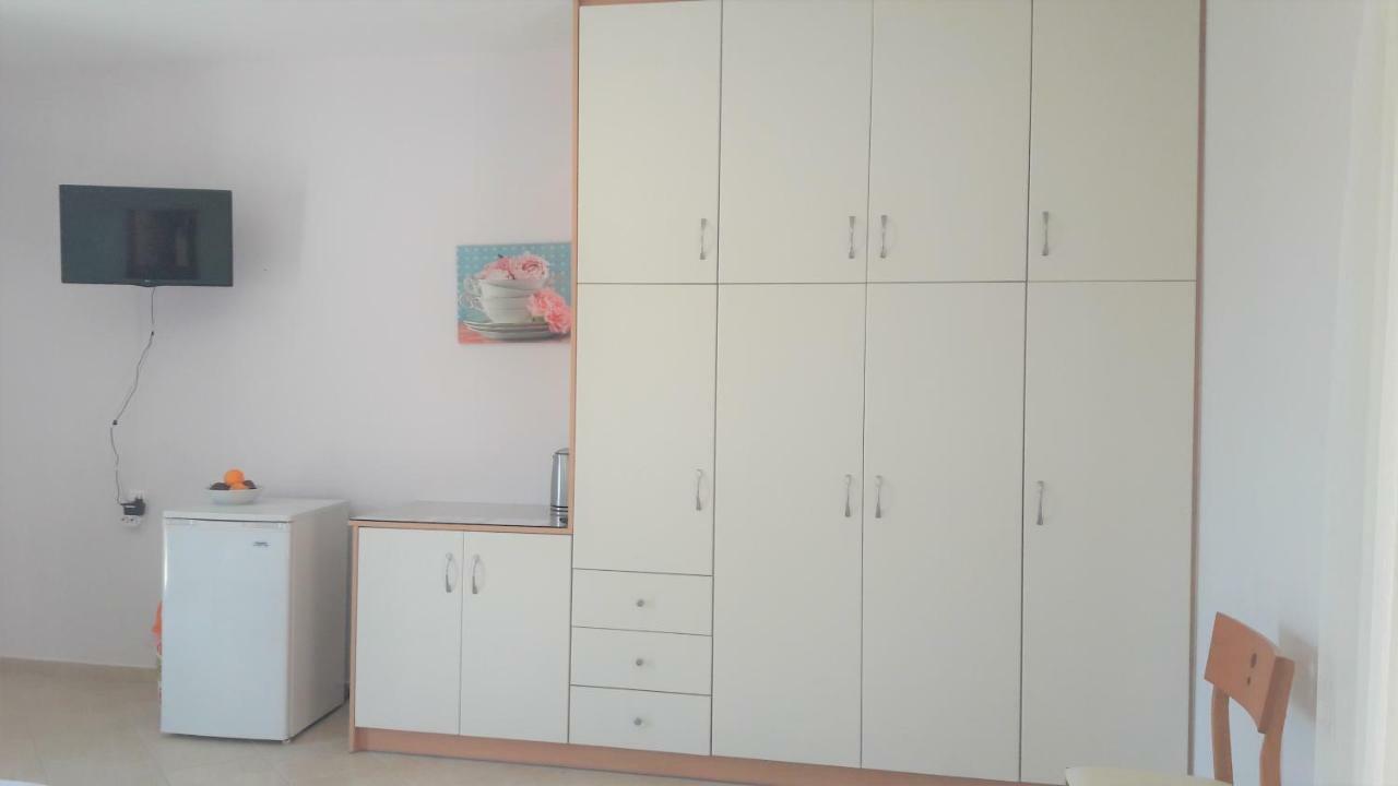 Giannos Apartments Agia Efimia Ngoại thất bức ảnh